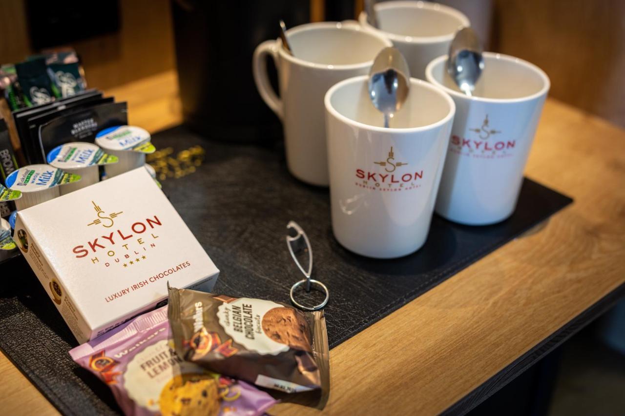 Dublin Skylon Hotel Екстериор снимка