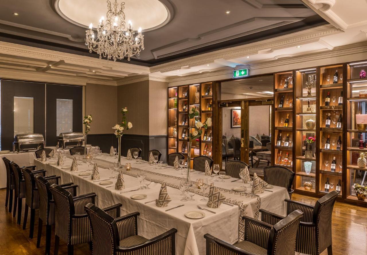 Dublin Skylon Hotel Екстериор снимка